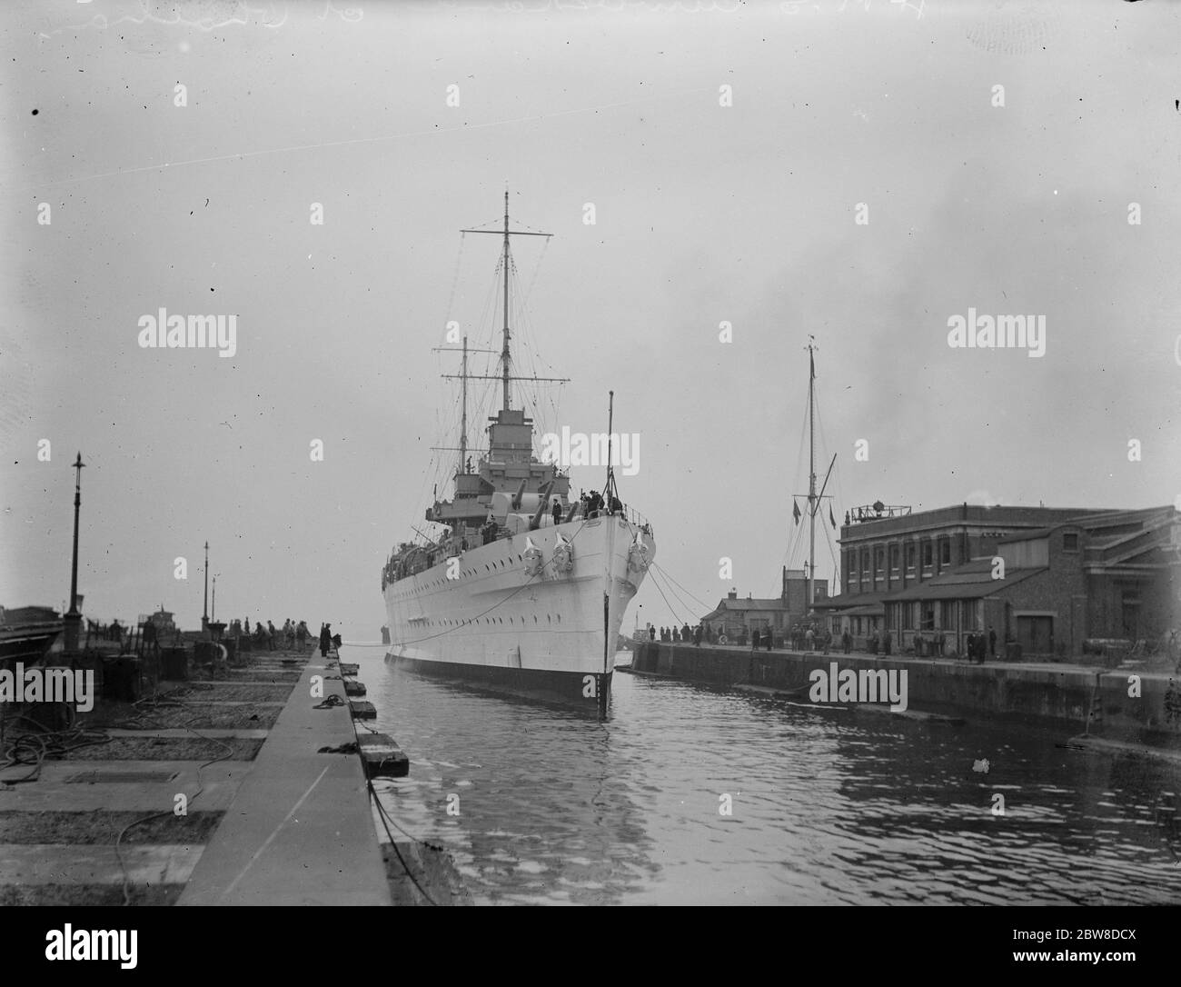 HMS Cumberland , le nouveau croiseur britannique , qui vient d'arriver à Chatham . 13 décembre 1927 Banque D'Images
