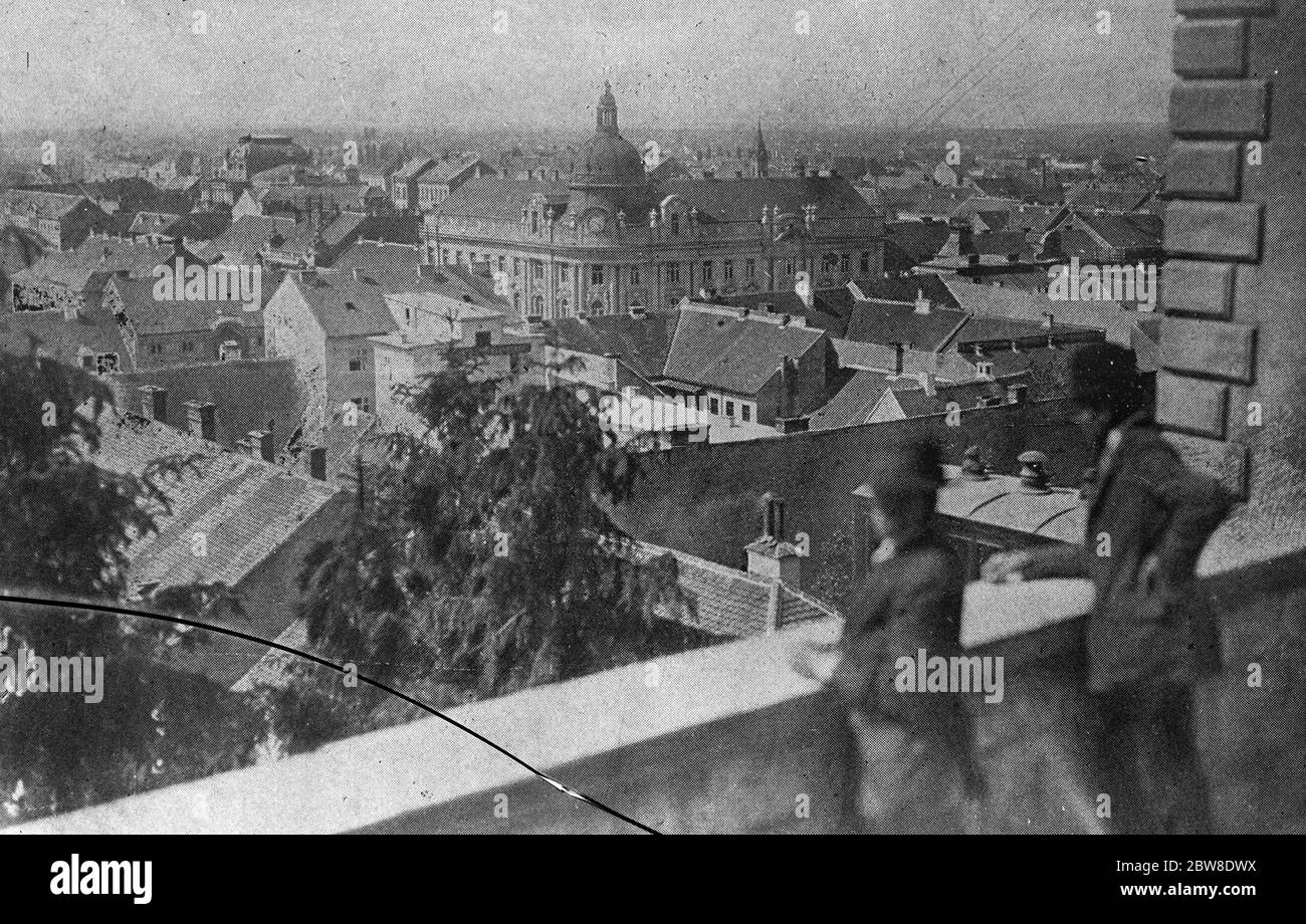 Les encouragements de bienvenue pour le dictateur royal . Vue de Zagreb , Croatie . 7 janvier 1929 Banque D'Images