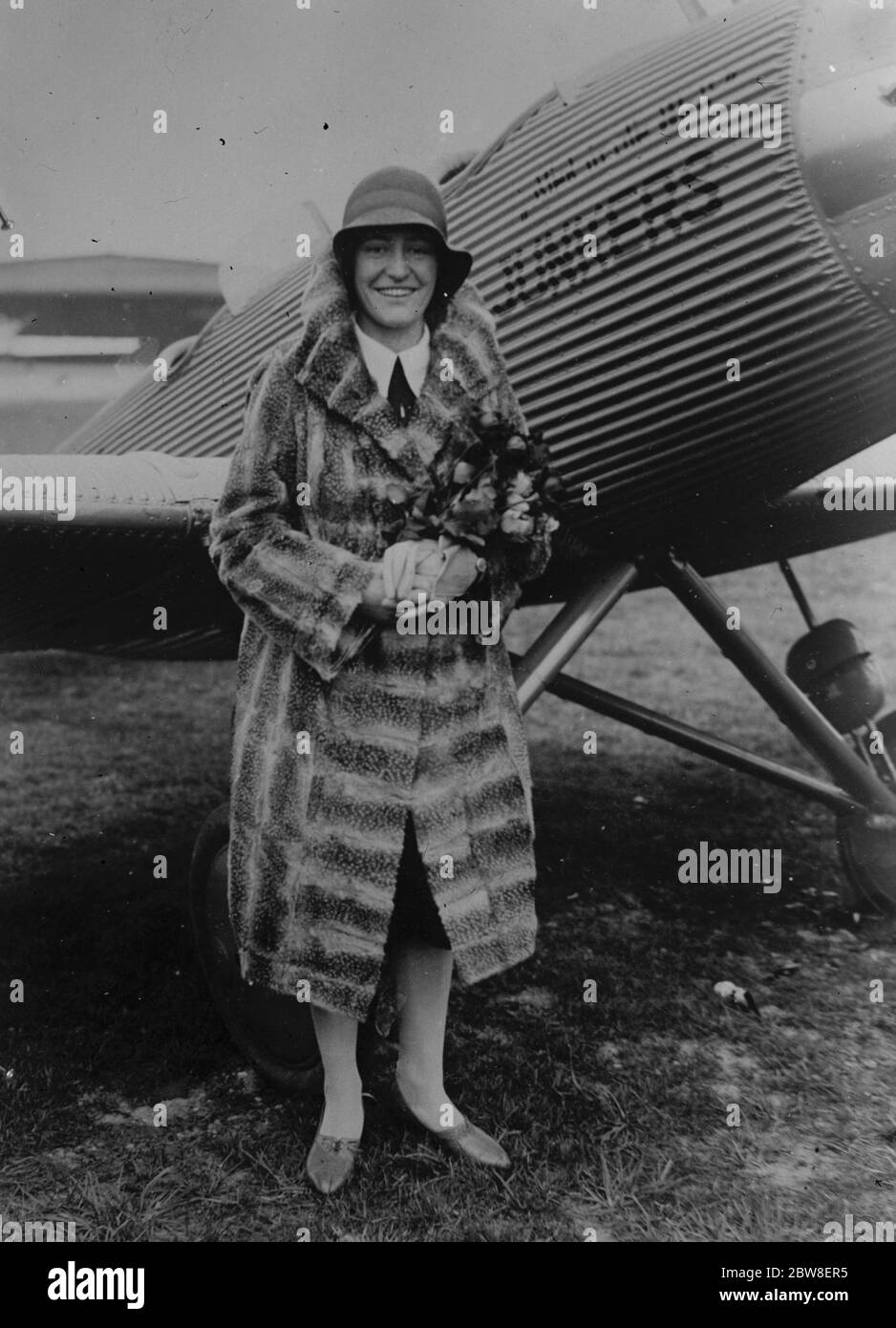 Berlin à Tenneriffe dans un mois . Frauléin Marga Von Etzdorff , l'une des meilleures aviateurs allemandes qui tentent bientôt un vol dans son avion de 75 LP Moth de Berlin à Tenneriffe . 24 novembre 1930 Banque D'Images