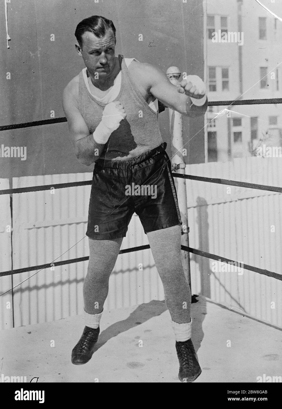 L'homme que Phil Scott doit battre pour gagner le championnat du monde . Jack Sharkey . 25 février 1930 Banque D'Images