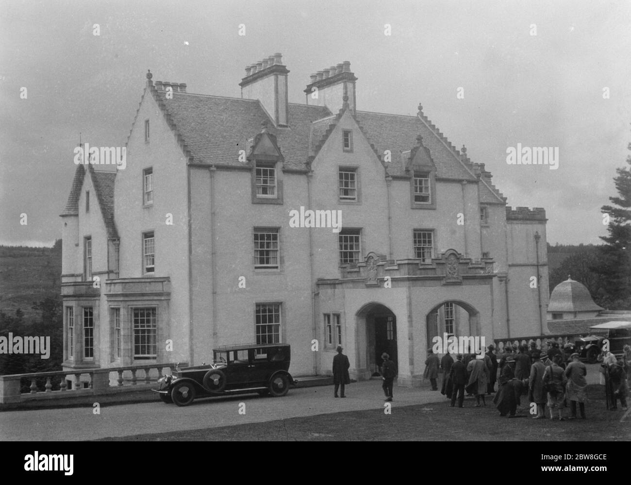 Le général Dawes et M. Ramsay MacDonald dans les Highlands, dimanche. Arrivée à Logie House . 17 juin 1929 Banque D'Images