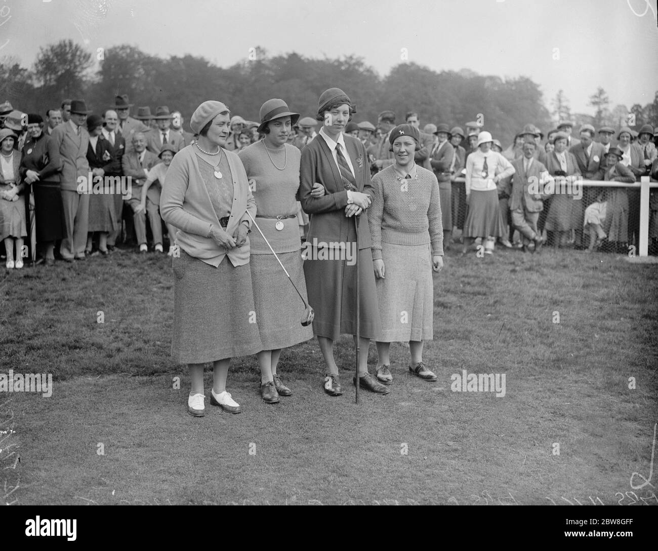 Golf international féminin à Wentworth . Mme Hill , Mme Glenna Collett Ware , Mlle J Weined et Mlle Wanda Morgan , qui étaient les quatre premiers de loin . 21 mai 1932 Banque D'Images