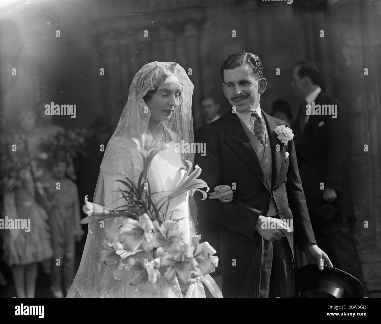 Le mariage de la cathédrale de Salisbury entre le vicomte Hambleden et Lady Patricia Herbert . 26 septembre 1928 Banque D'Images