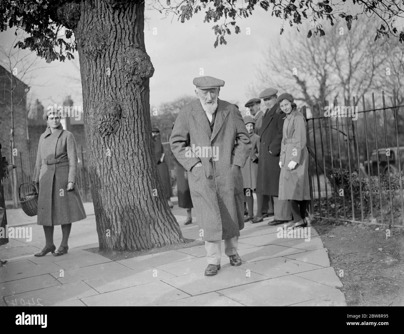 Un vieux M. Jackson va voter . 22 novembre 1935 Banque D'Images