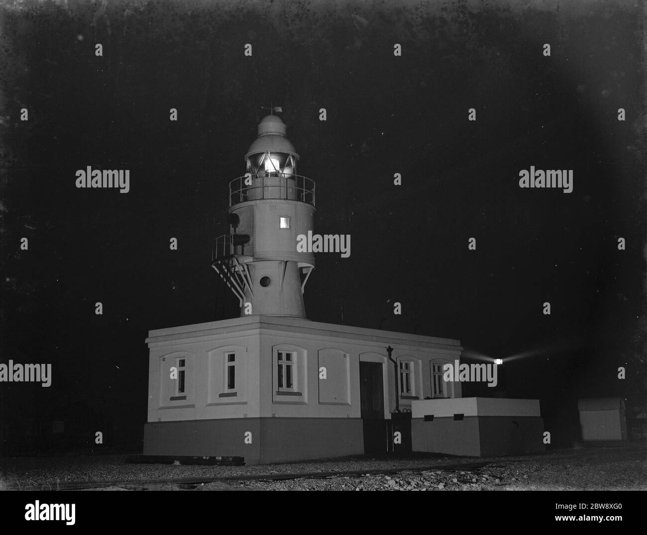 Une maison de signal de brouillard de diaphonon la nuit. 1939 Banque D'Images
