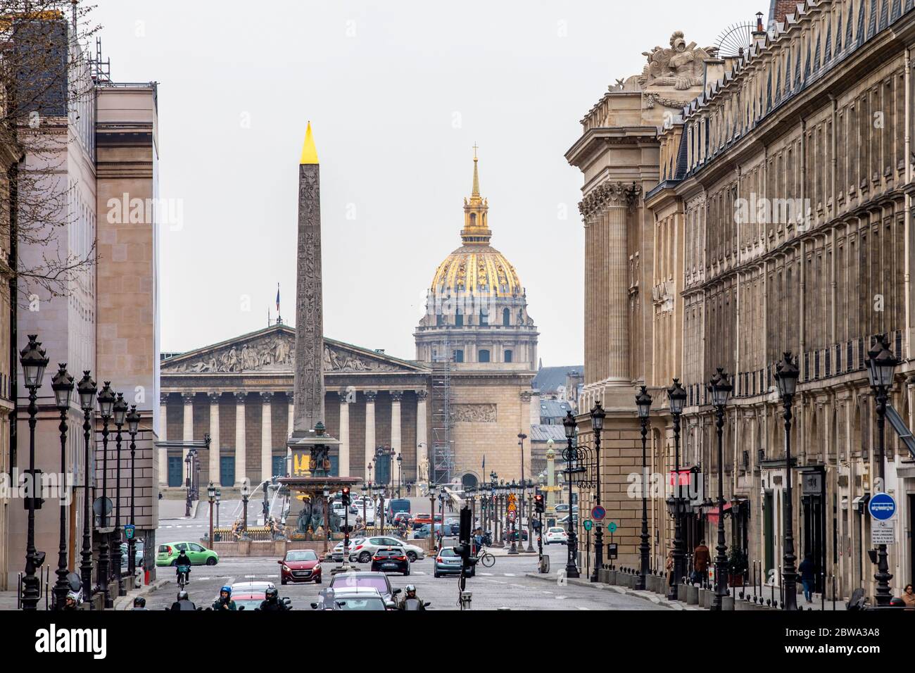 Paris, France - 17 mars 2020 : 1er jour de confinement en raison de la pandémie Covid-19 sur la place de la Concorde, près des champs-Elysées à Paris Banque D'Images