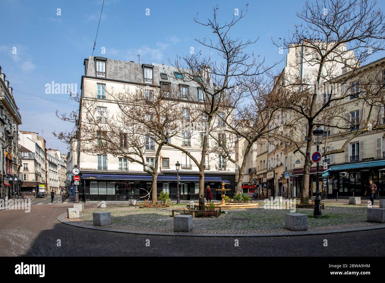 Quartier Mouffetard à Paris pendant la période Covid-19 Banque D'Images