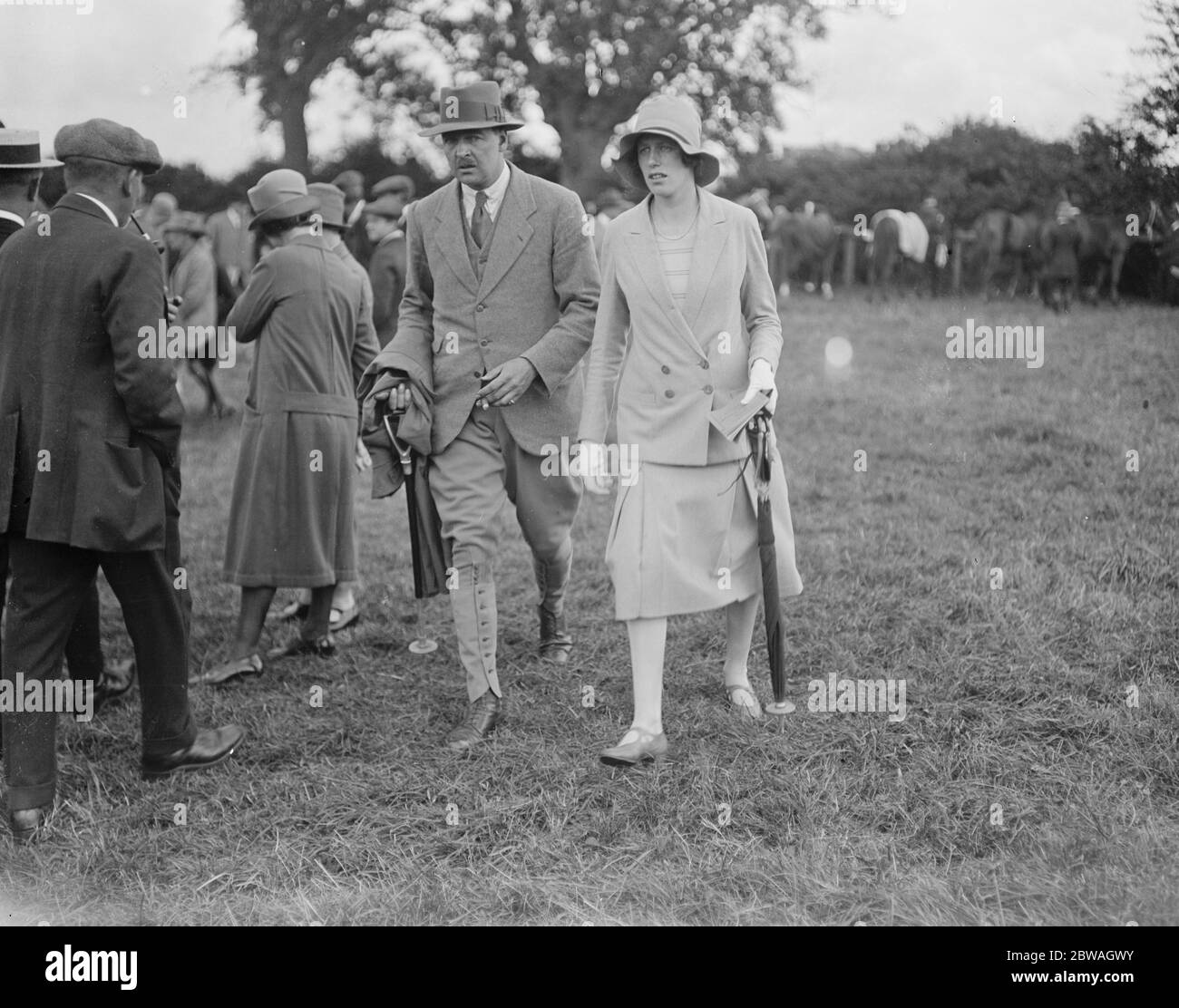 Au salon agricole de Rutland à Oakham , le capitaine et Mme Fitzroy . 30 juillet 1927 Banque D'Images