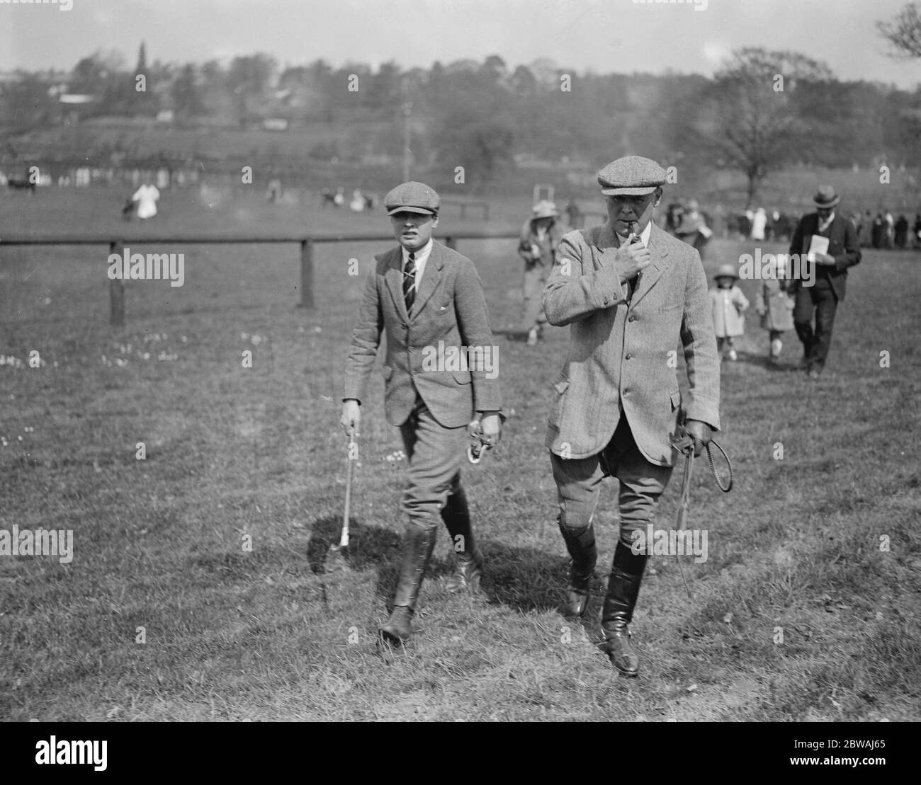 Spectacle de bétail de Jersey à Tunbridge Wells Sir John Blunt et son fils 2 mai 1923 Banque D'Images