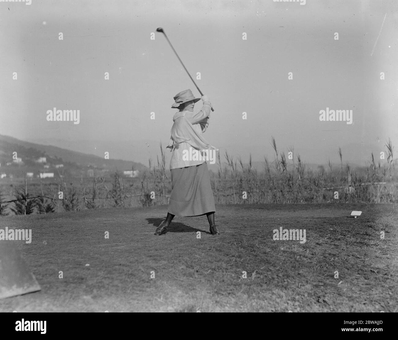 Société internationale au Club de golf de Cannes . Princesse Alexandra Ghika . 26 janvier 1921 Banque D'Images