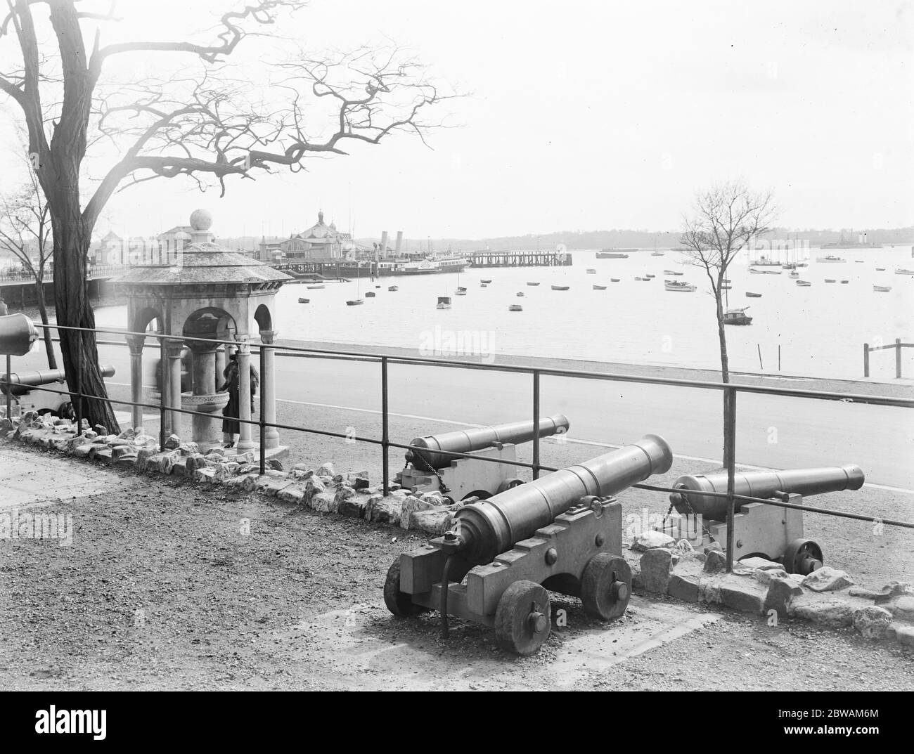 Dans le port de Southampton depuis le vieux fort Banque D'Images