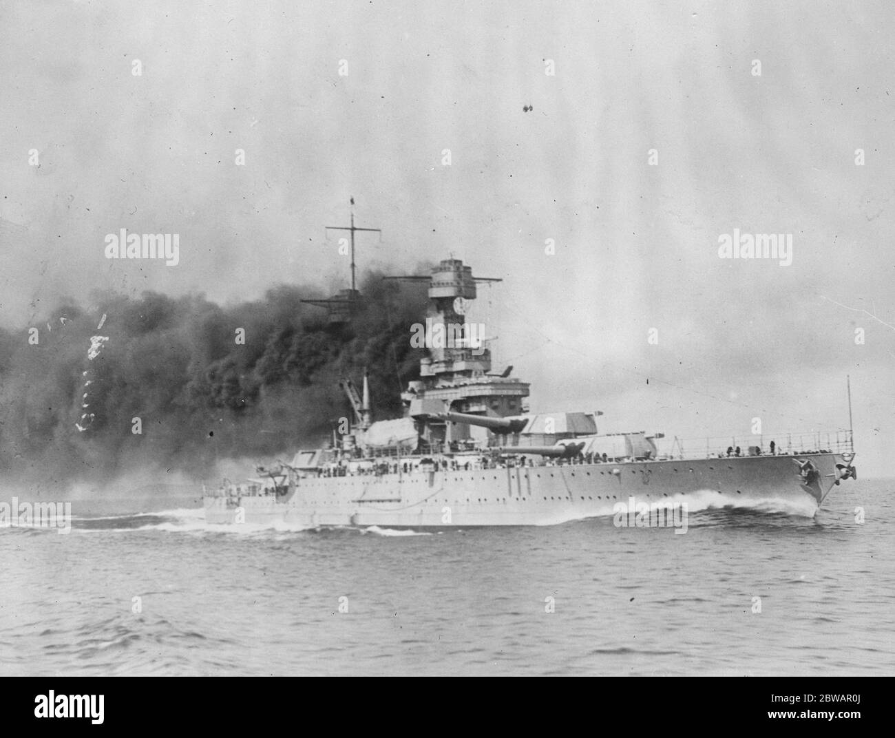 L'USS Tennessee . Le plus grand cuirassé américain à flot le 8 juin 1921 Banque D'Images