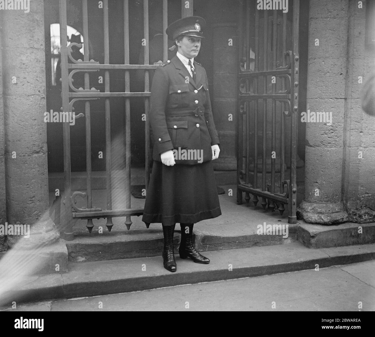 L'accusateur de Mme Gooding inculpé: Mlle Gladys Moss , la policewoman mentionnée dans l'affaire pour l'accusation 27 octobre 1921 Banque D'Images