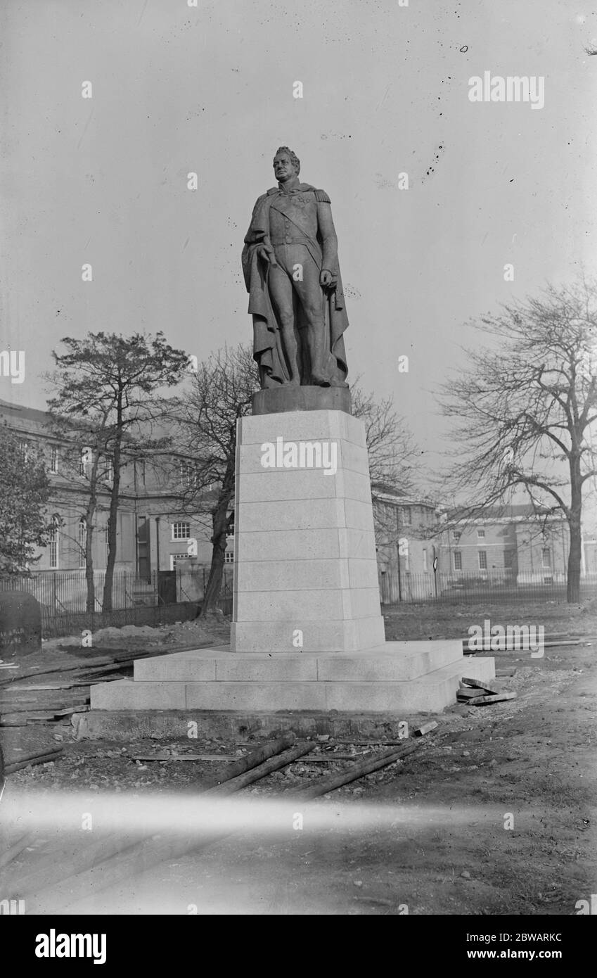 Statue du roi Williams , anciennement de la rue King William , Greenwich , maintenant sur le site de l'église St Mary 24 octobre 1936 Banque D'Images