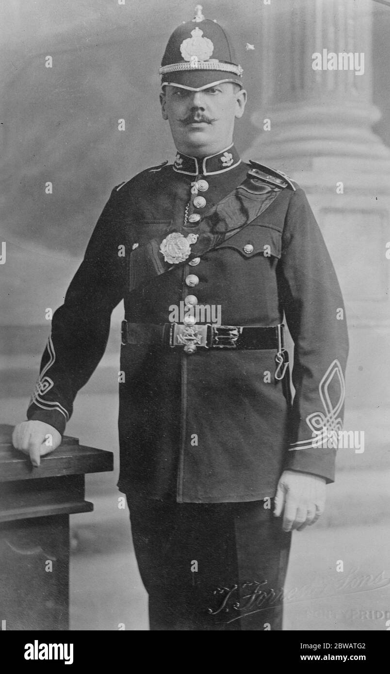 L'inspecteur J L Rees de Pontypridd , qui a été promu surintendant de la Division F de la police de Glamourgan pendant deux ans, il a été trésorier de la fédération de police d'Angleterre et du pays de Galles en avril 25 1922 Banque D'Images