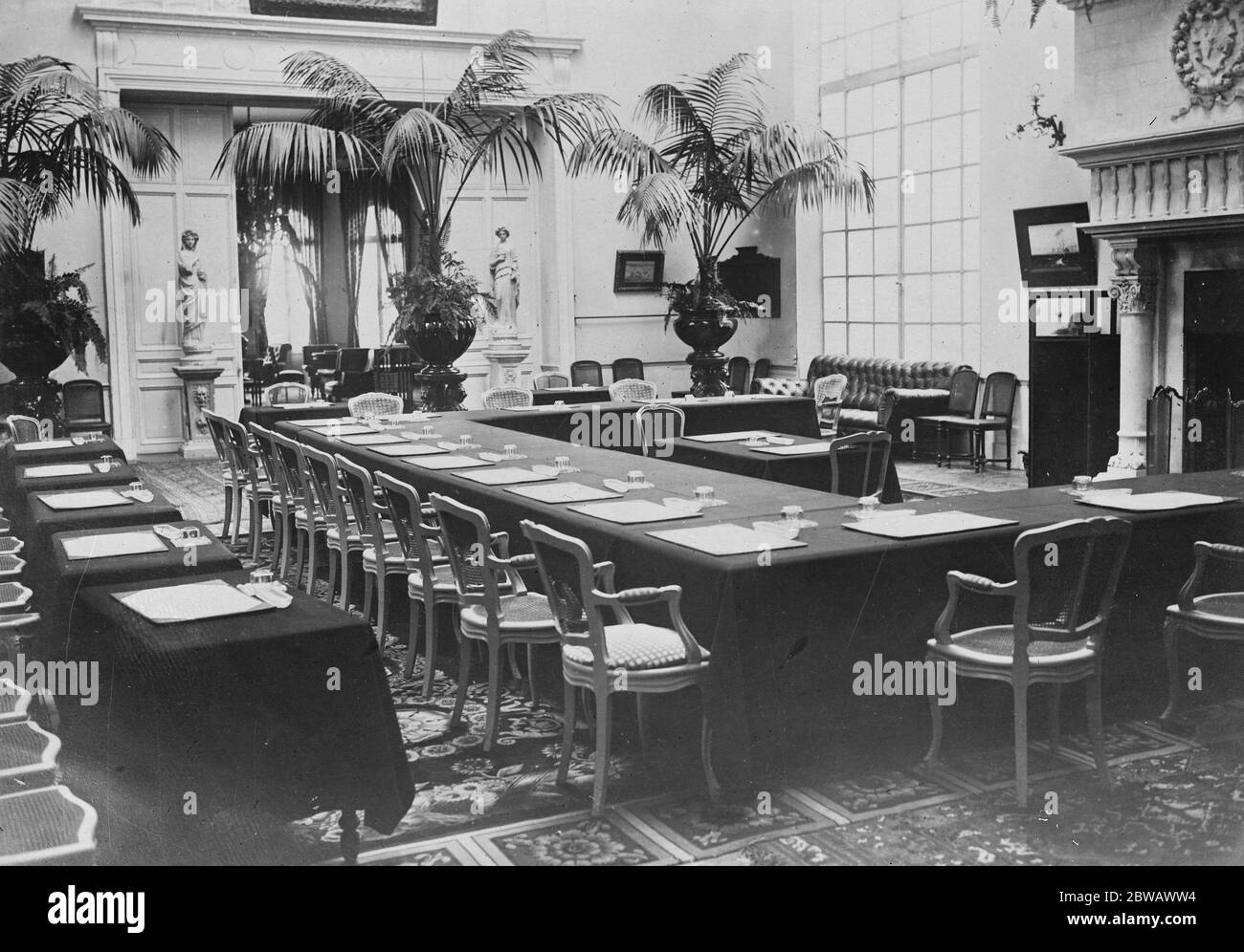 La Conférence du Conseil suprême à Cannes. Vue sur la salle de Cannes , France , où se tient l'importante conférence. 6 janvier 1922 Banque D'Images