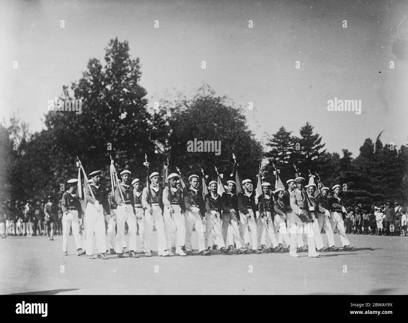 Examen des scouts de mer italiens à Milan le 20 septembre 1919 Banque D'Images