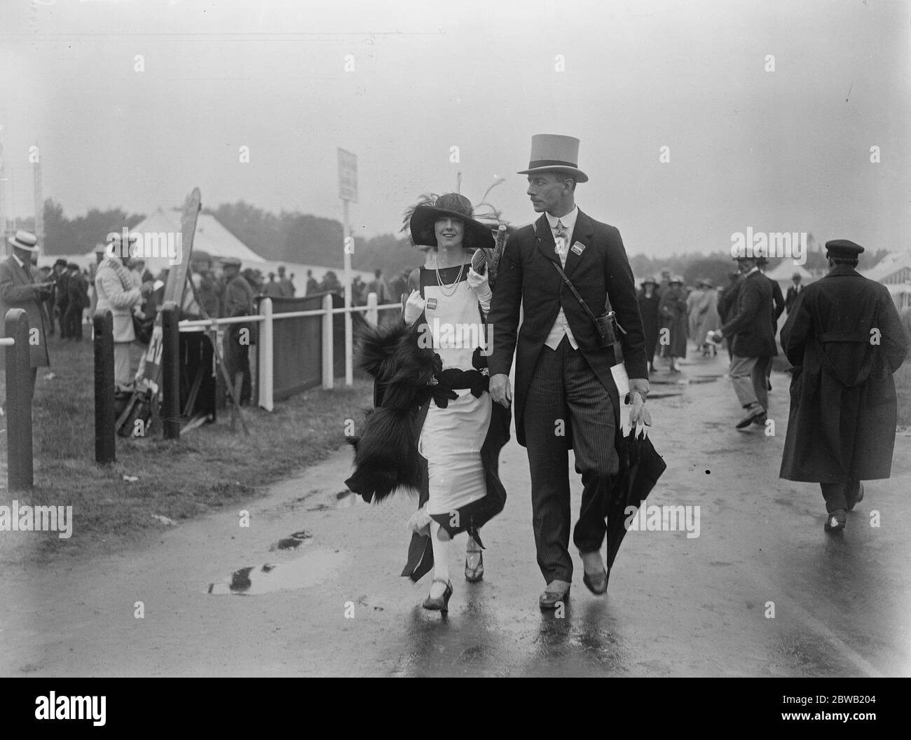 Royal Ascot , Berkshire Royaume-Uni Colonel et Mme McGrath 13 juin 1922 Banque D'Images