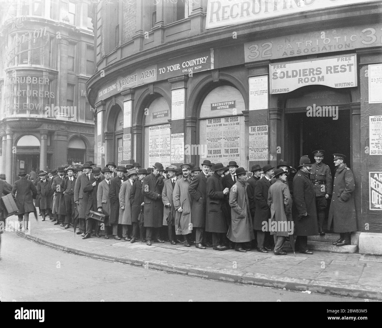 Recrutement pendant la Grande Guerre à St Pauls Londres 1918 Banque D'Images