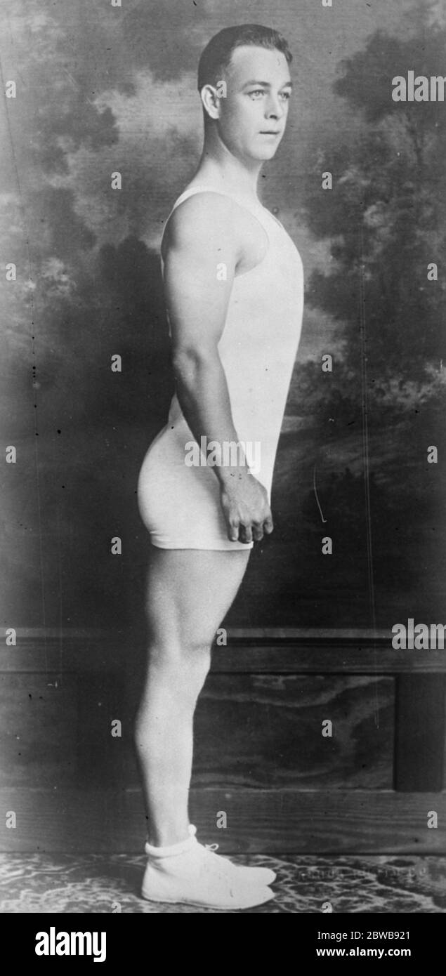 L'homme le plus parfait d'Amérique Winford S Turner , qui a été sélectionné parmi 300 concurrents par le New York Arts Club comme l'homme avec le physique le plus parfait 28 octobre 1925 Banque D'Images