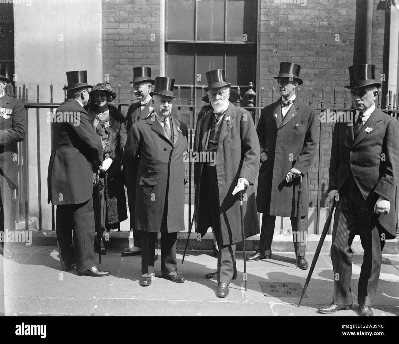Le fondateur de Empire Day . Earl Meath , le fondateur de Empire Day , attendant que les anciens combattants Ascciation procession à la Cenotaph se forme dans Downing Street . 24 mai 1923 Banque D'Images