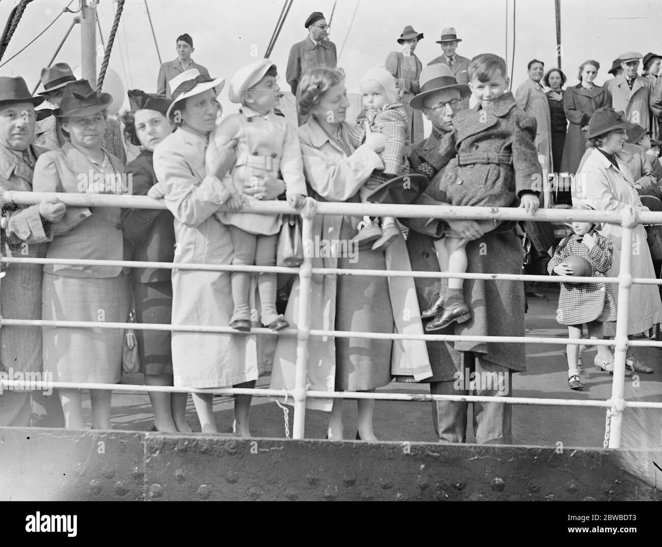 Les réfugiés juifs allemands arrivent sur le paquebot Rakotis le 21 juin 1939 Banque D'Images