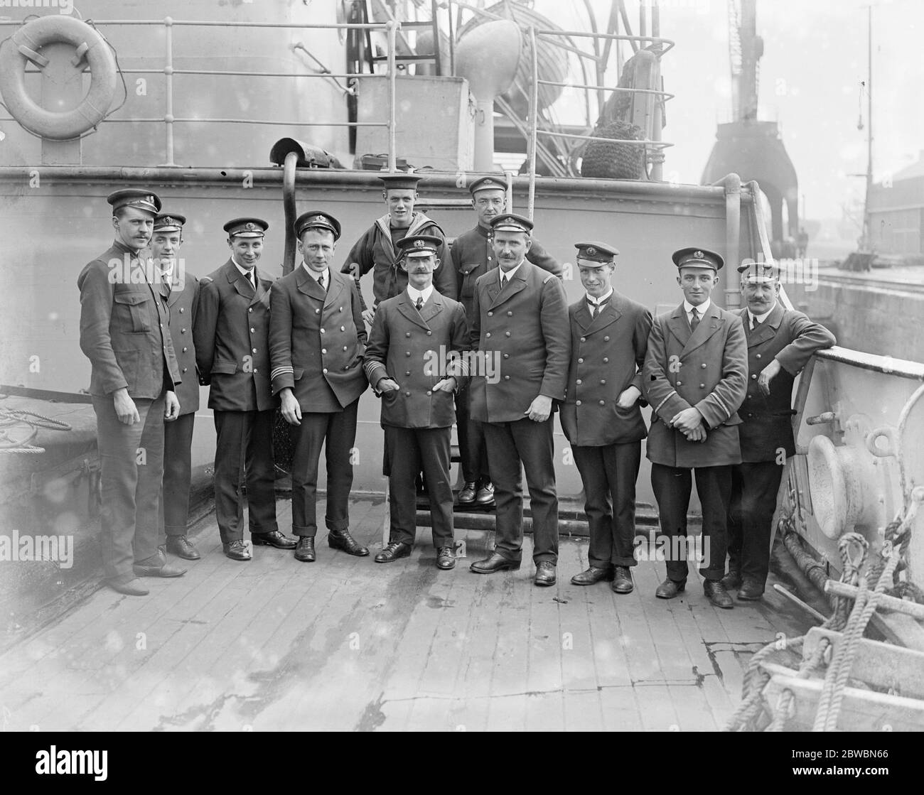 Clan Liner combat le capitaine William Miller de U Boat et les officiers et ingénieurs du Clan Liner SS Clan MacFadyen Banque D'Images