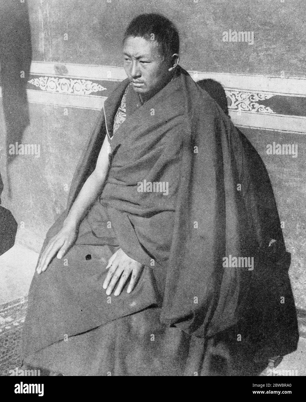 Le Pape bouddhiste qui a rebondi contre le bolchevisme en Chine . Tashi Lama , dont la position dans le bouddhisme est équivalente à celle du Pape dans le christianisme , a condamné le Soviétiques comme anti religieux et donc opposé au bouddhisme . 4 février 1927 Banque D'Images
