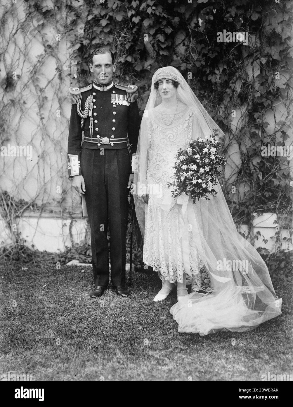 Mariage de Lady Margaret Scott et du commandant du Lt G Hawkins à Cape Town Brit et dans la salle d'état-major 8 mars 1926 Banque D'Images