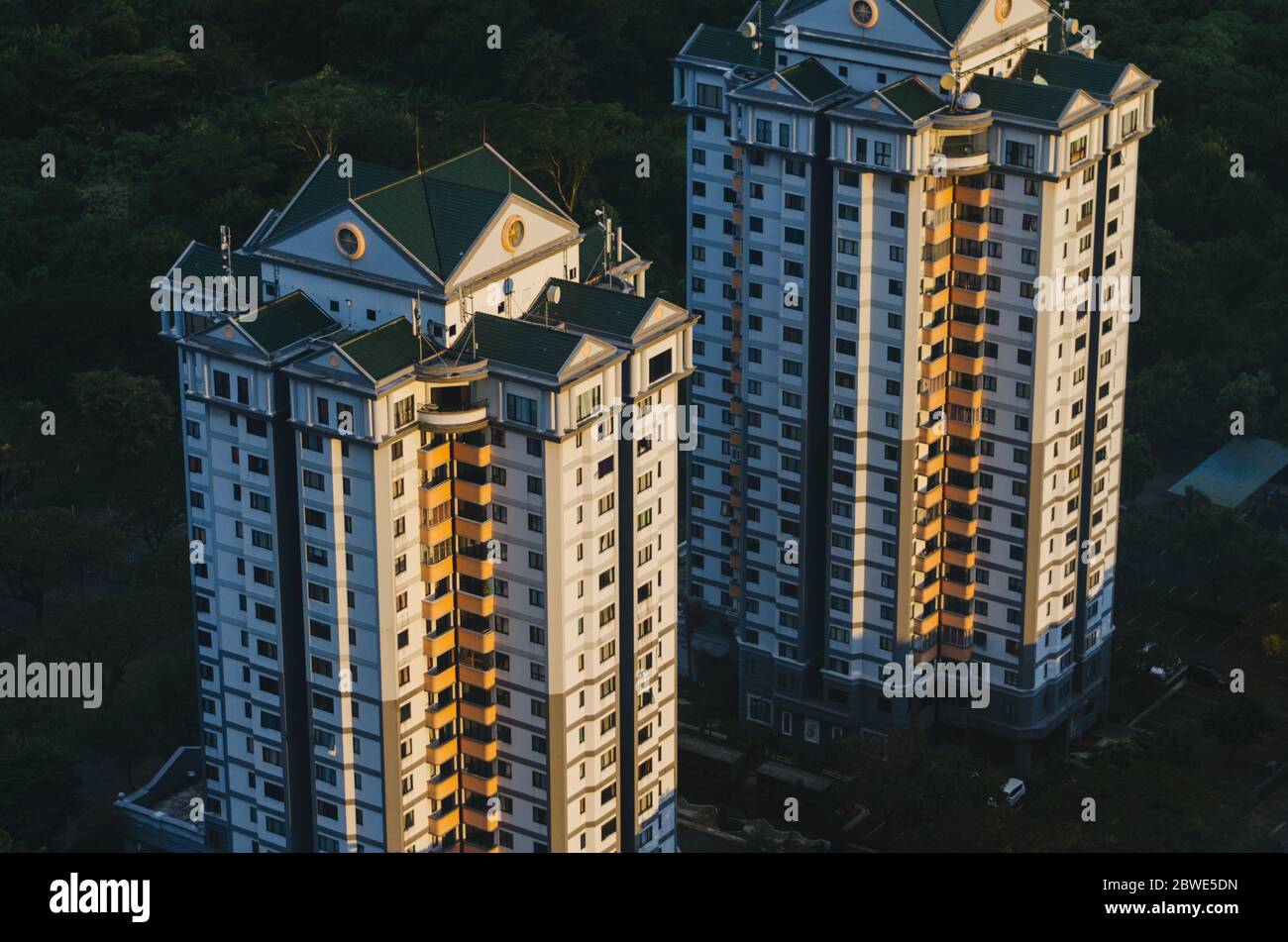 Vue aérienne d'un immeuble résidentiel à Karawaci, Tangerang, Indonésie. Banque D'Images