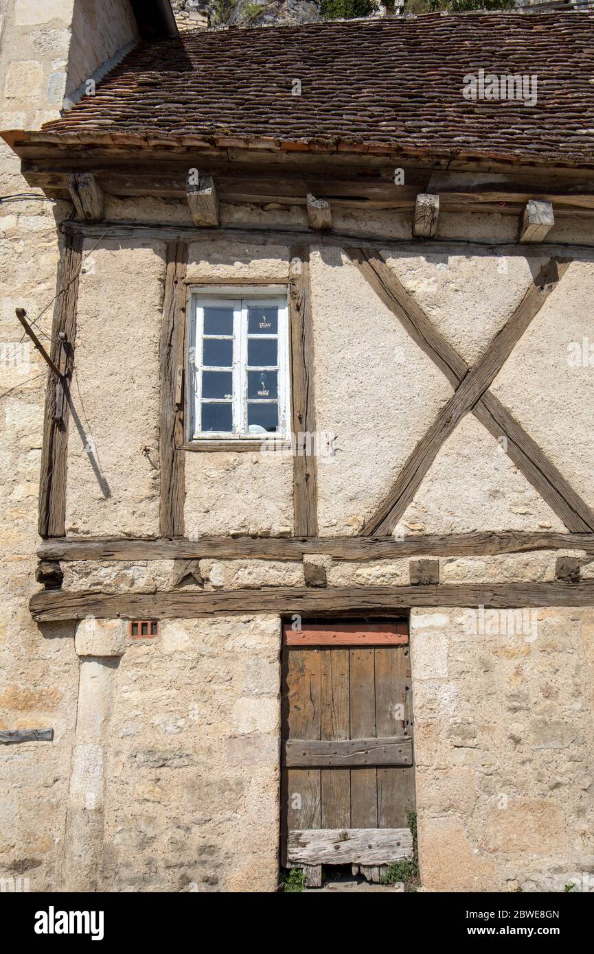Rocamadour, France - 3 septembre 2018 : maison ancienne dans la ville de pèlerinage de Rocamadour, cité épiscopale et sanctuaire de la Bienheureuse Vierge Marie, Lot, Midi Banque D'Images