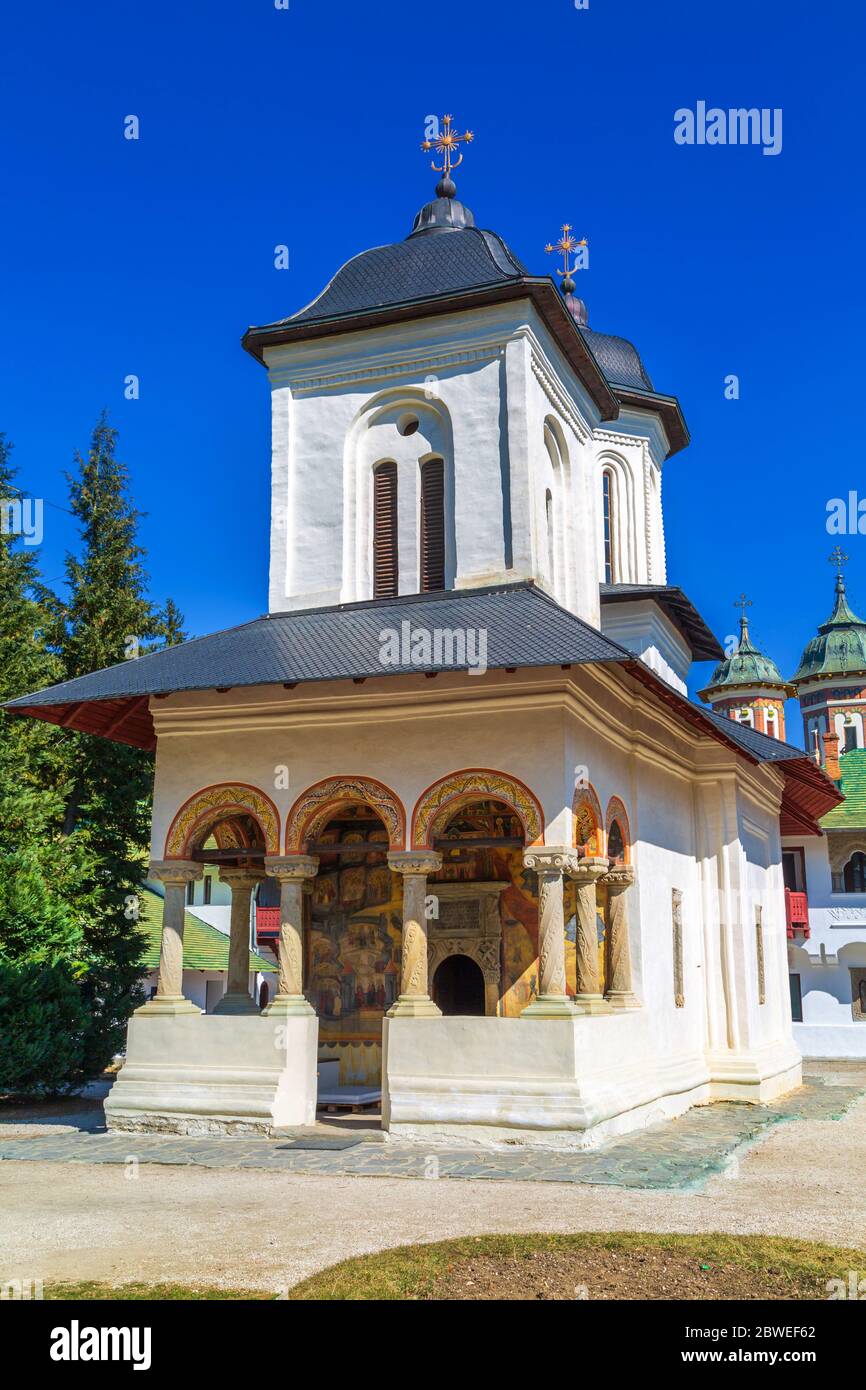 L'ancienne église du monastère de Sinaia en Transylvanie, Roumanie Banque D'Images