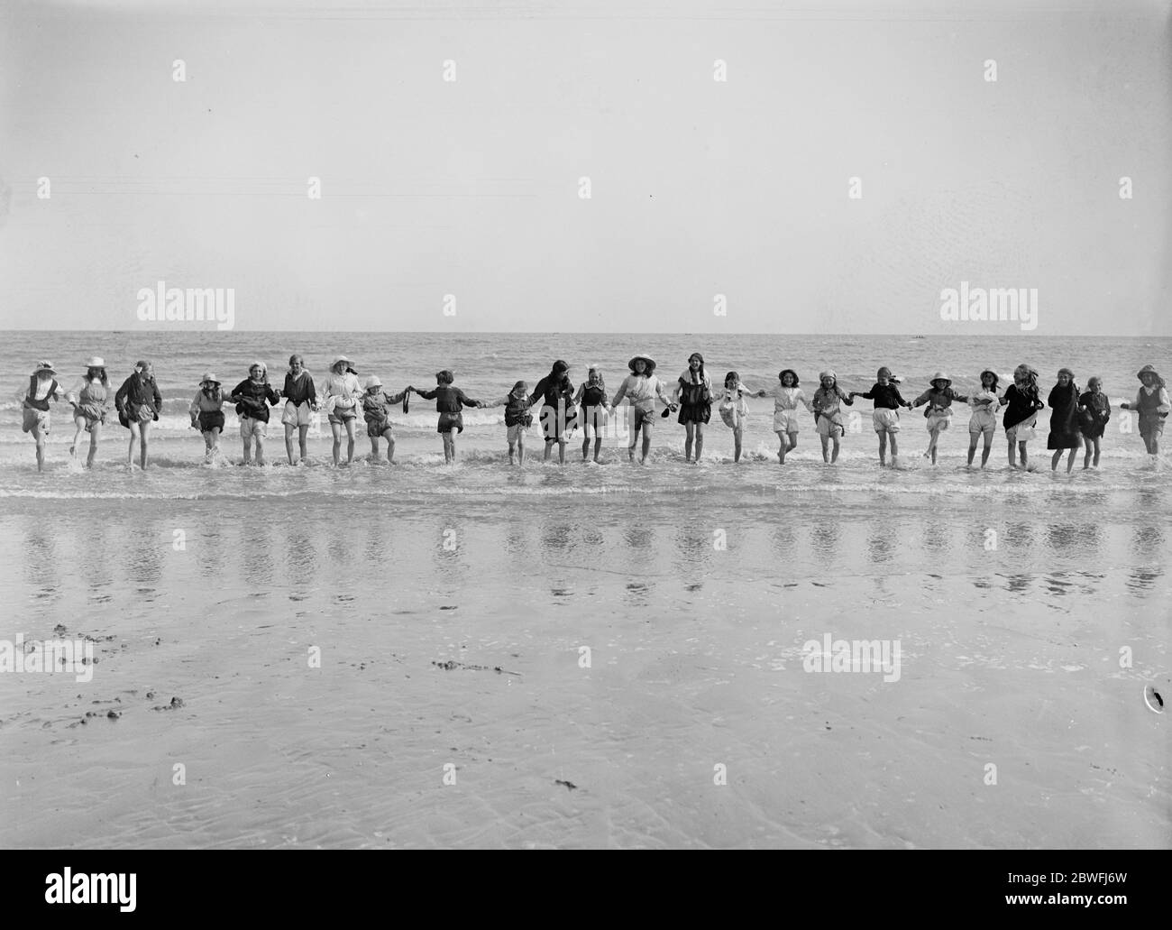 Scènes de bord de mer à Hastings . Début du XXe siècle . Banque D'Images