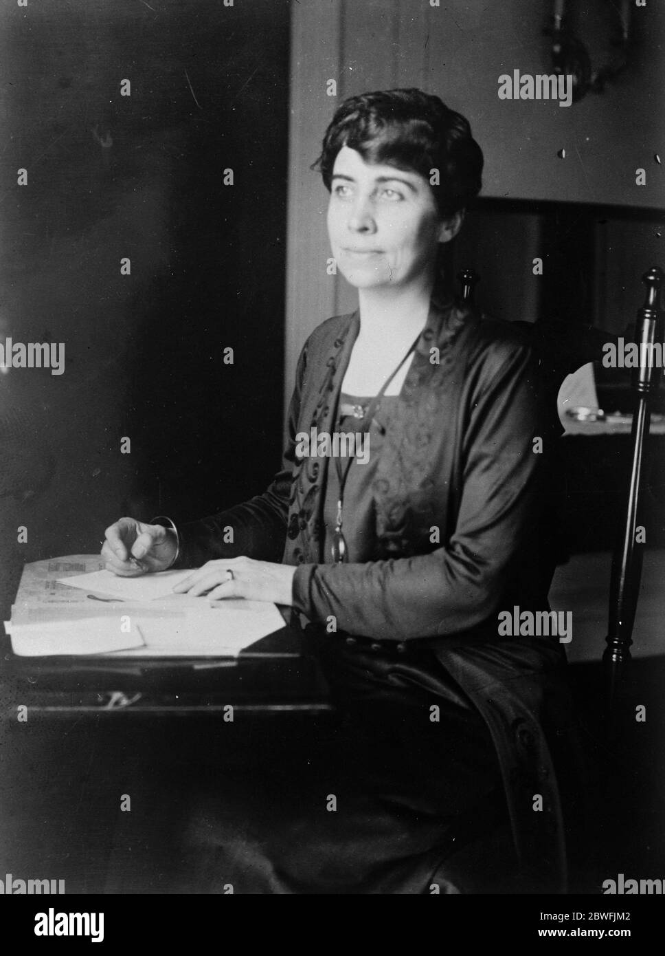 Le nouveau président américain . À la mort de M. Harding , M. Calvin Coolidge , vice-président , devient automatiquement président . Mme Calvin Coolidge . 3 août 1923 Banque D'Images