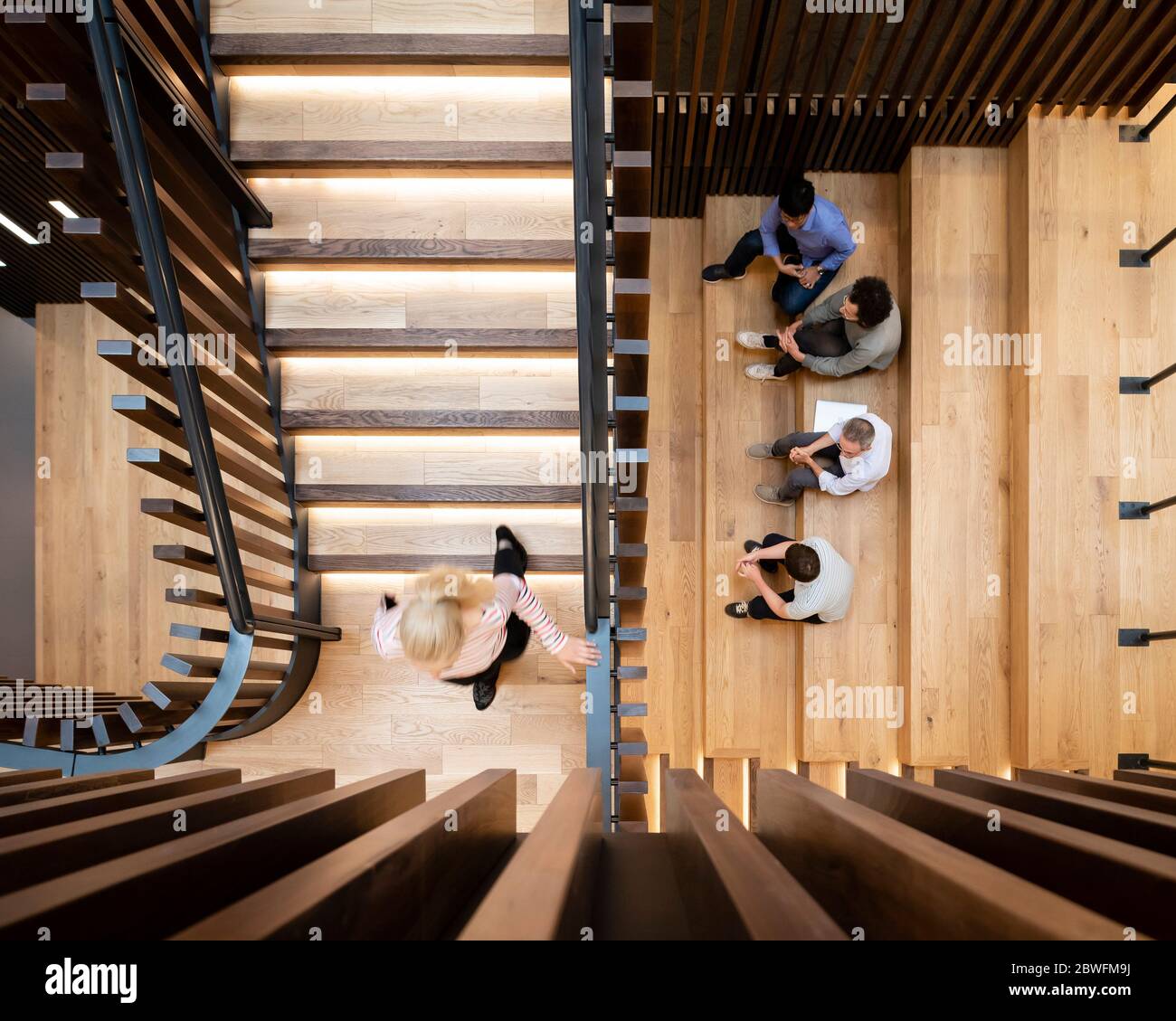 Vue sur l'atrium. BEECROFT Building, Oxford, Royaume-Uni. Architecte: Hawkins Brown Architects LLP, 2018. Banque D'Images