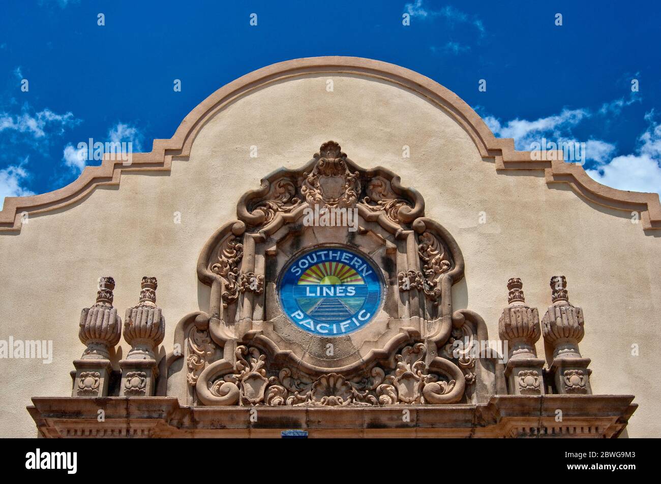 Détails au musée historique de Brownsville, ancien dépôt du Pacifique Sud, 1929, style colonial espagnol de renouveau, Brownsville, Rio Grande Valley, Texas, États-Unis Banque D'Images