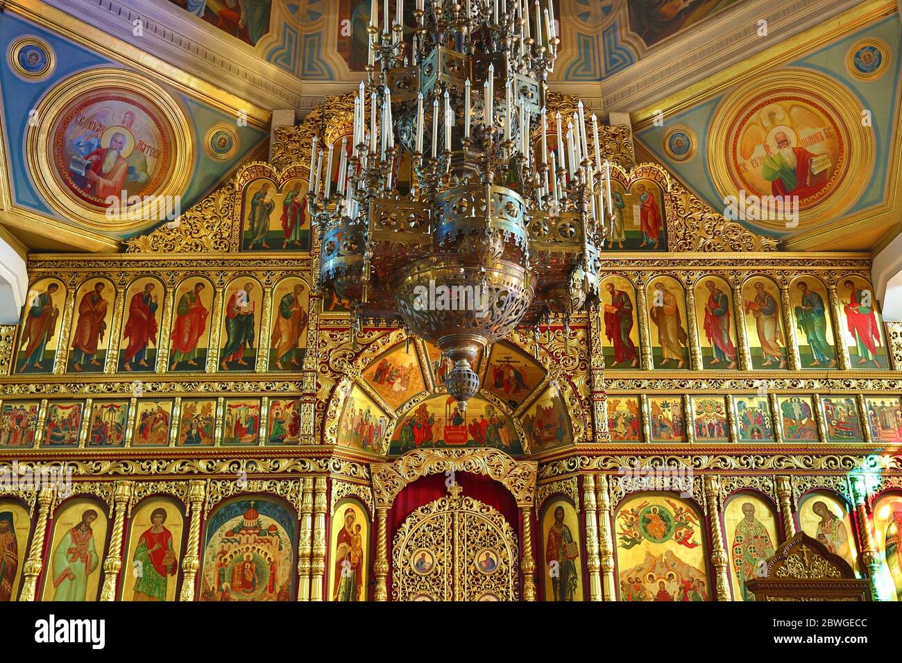 Intérieur de la cathédrale de Zenkov à Almaty, Kazakhstan Banque D'Images