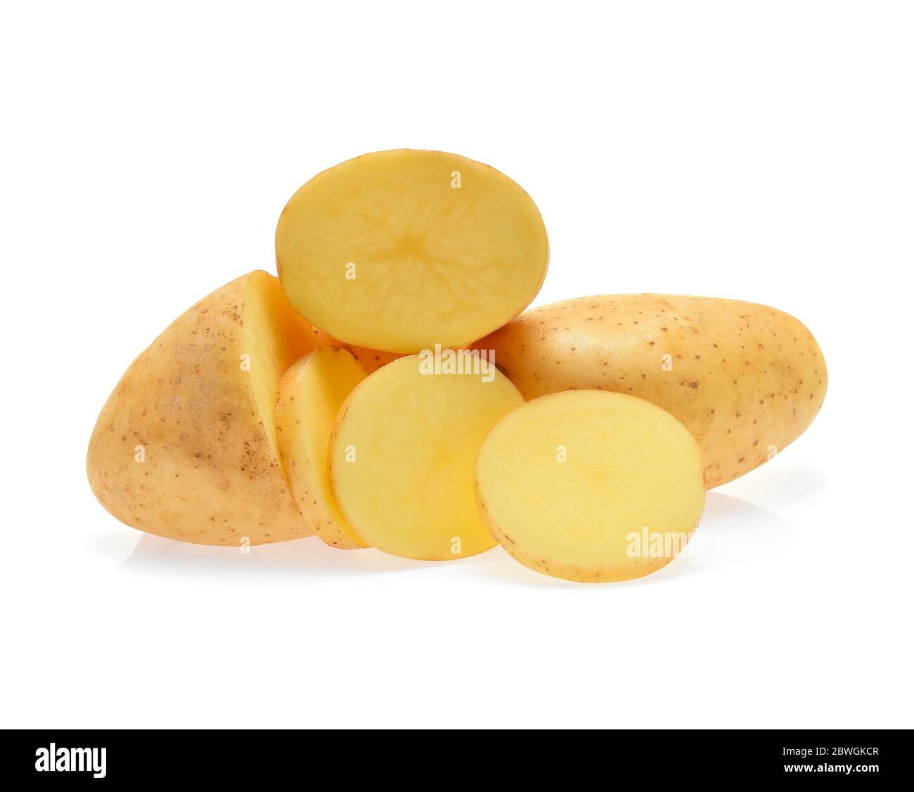 Pommes de terre isolé sur fond blanc. Banque D'Images