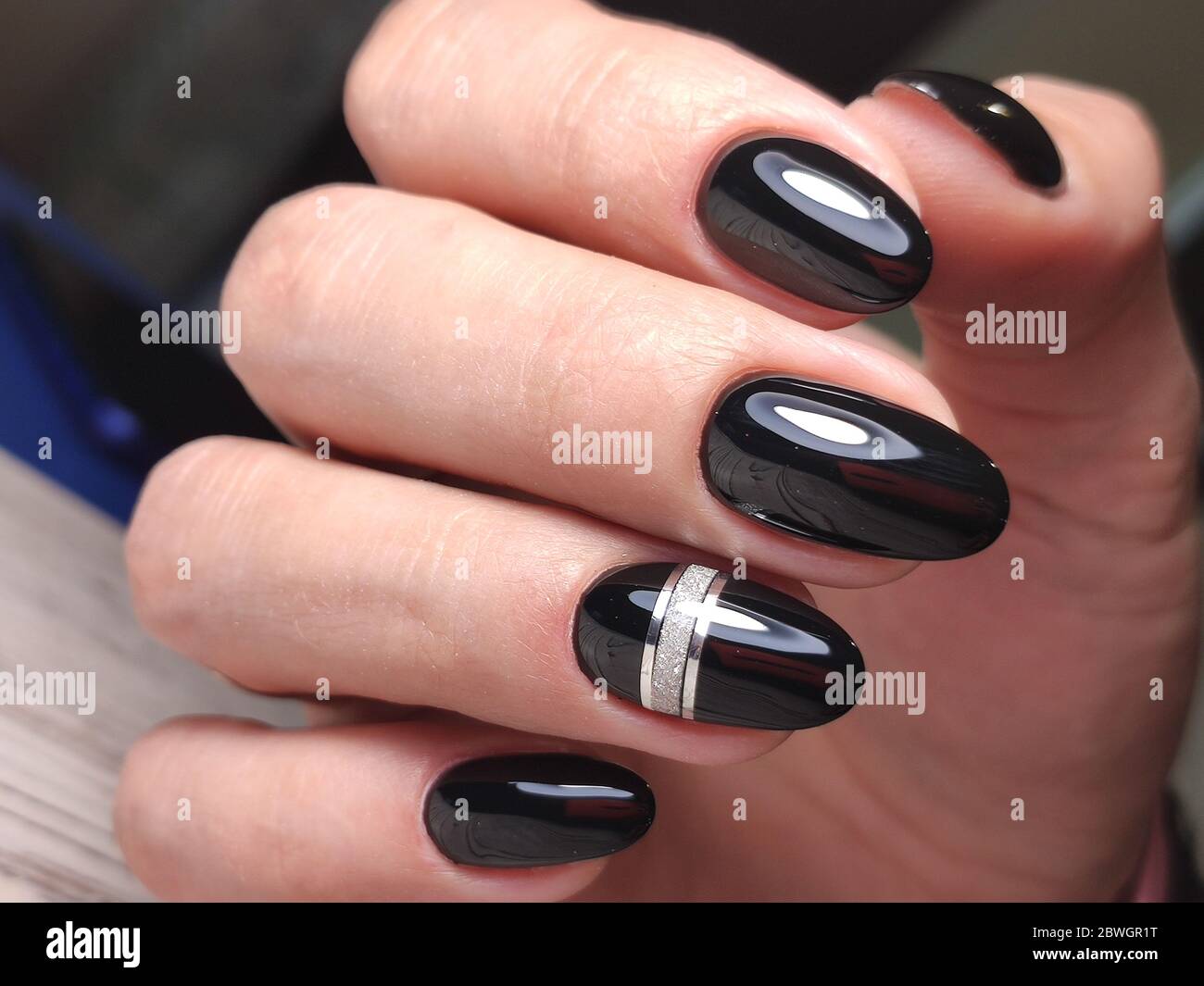 Une beauté naturelle des ongles. Women's Hands Clean avec manucure. Polish  gel appliqué Photo Stock - Alamy