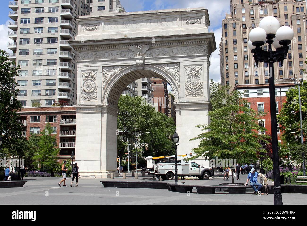 Washington Square Arch, à la porte nord du parc, face sud de The Arch, New  York, NY, USA Photo Stock - Alamy