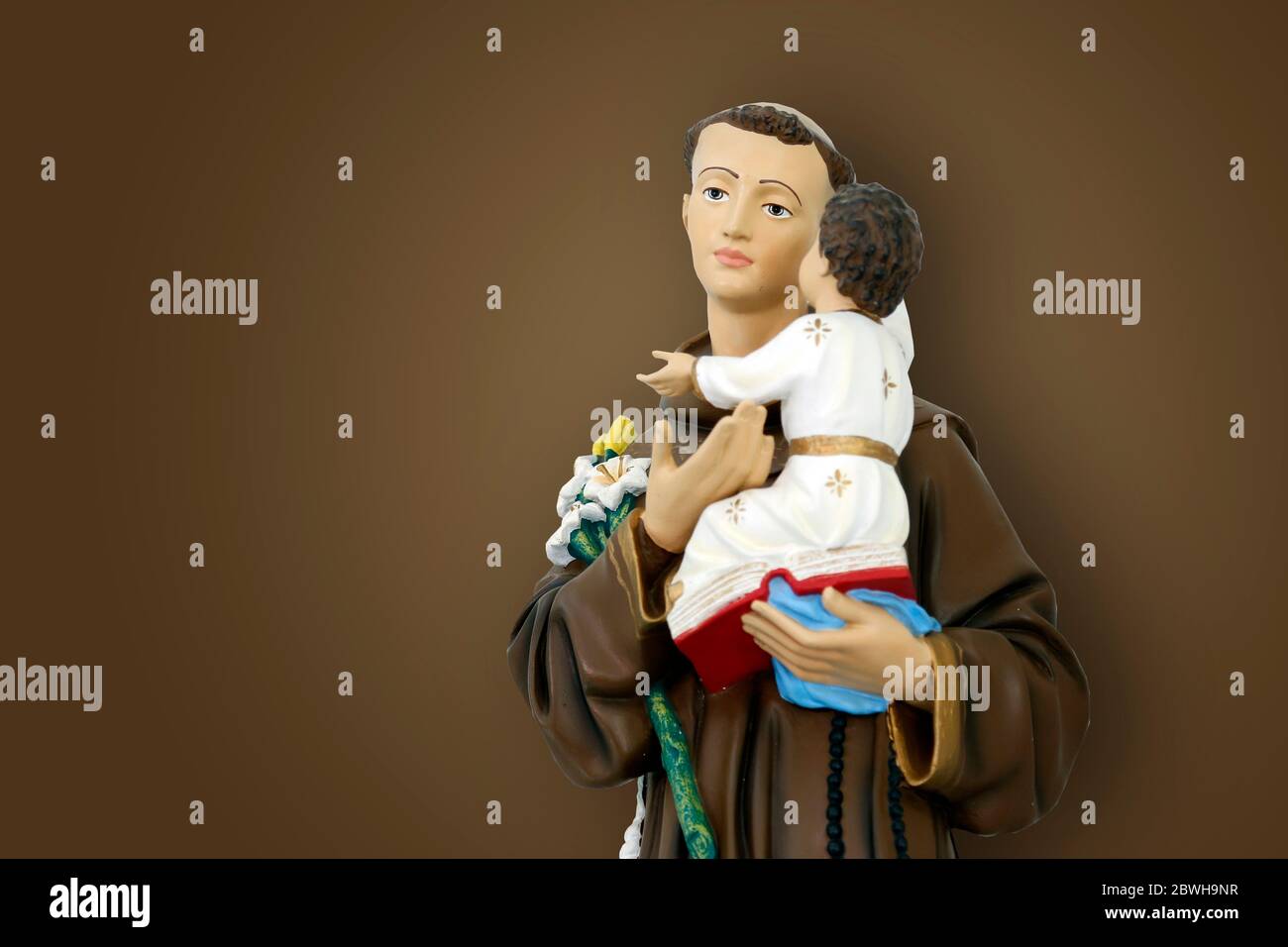 saint Anthony de lisbonne ou Saint Anthony de padoue et bébé Jésus image de l'église catholique Banque D'Images