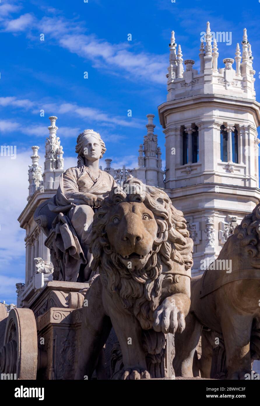 Fuente de Cibeles con el ayuntamiento al fondo. Paza de Cibeles. Madrid. Espagne Banque D'Images