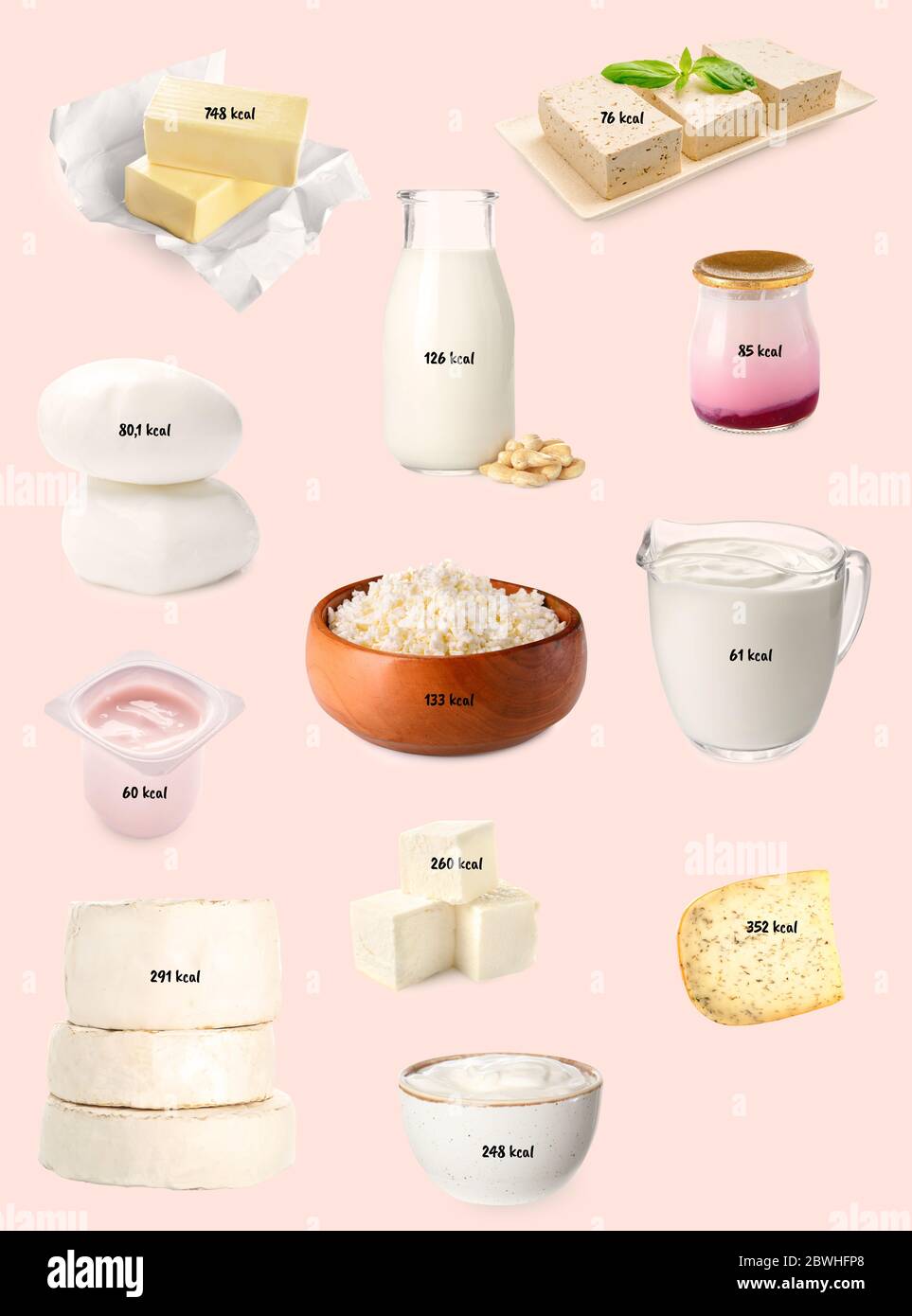 Ensemble de produits laitiers différents sur fond couleur Banque D'Images