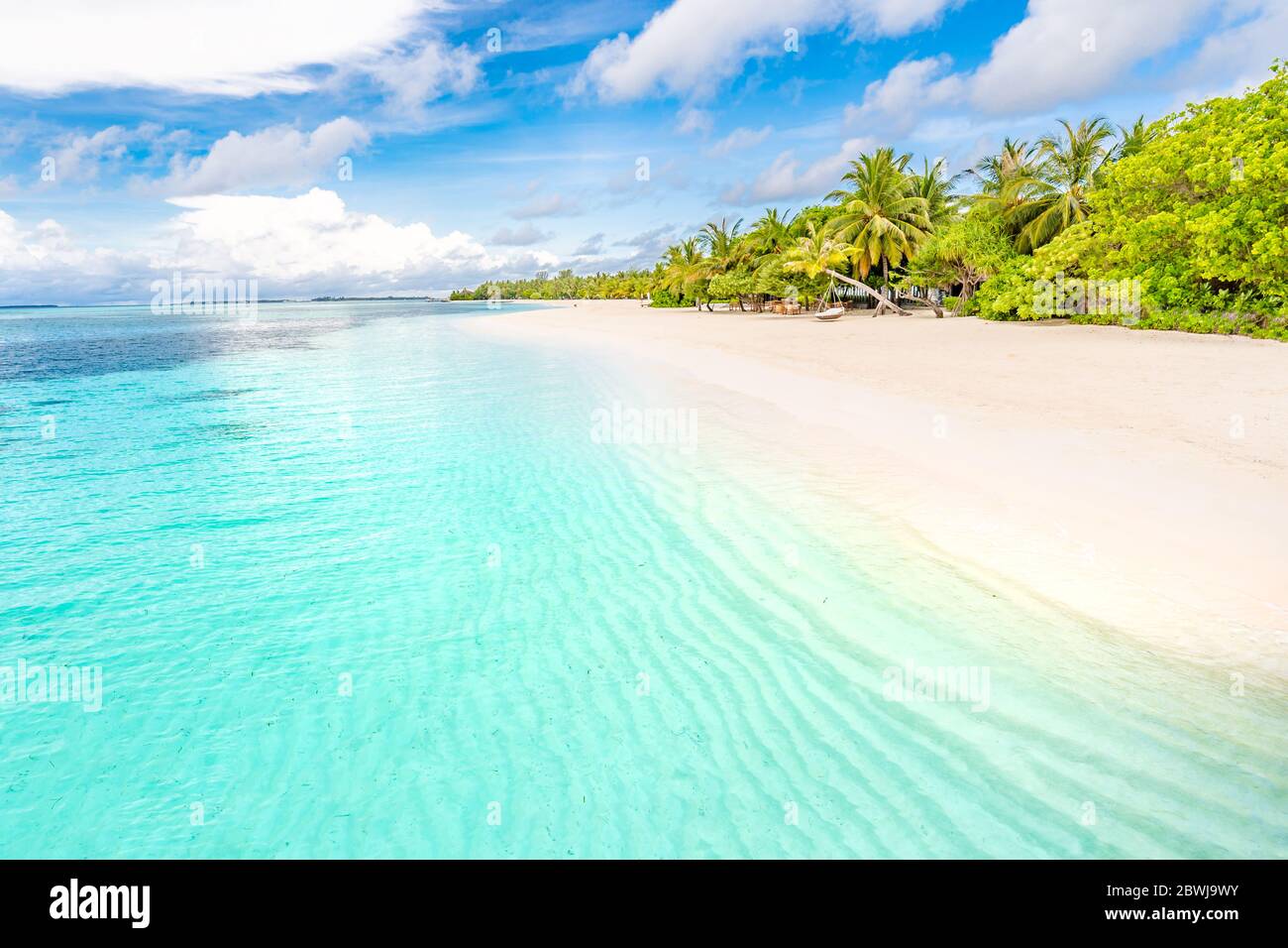 Détente au bord de la mer, paysage étonnant paysage tropical, l'arrière-plan. Maison de vacances voyage vacances d'été. Destination Voyage de luxe concept. Plage nature Banque D'Images