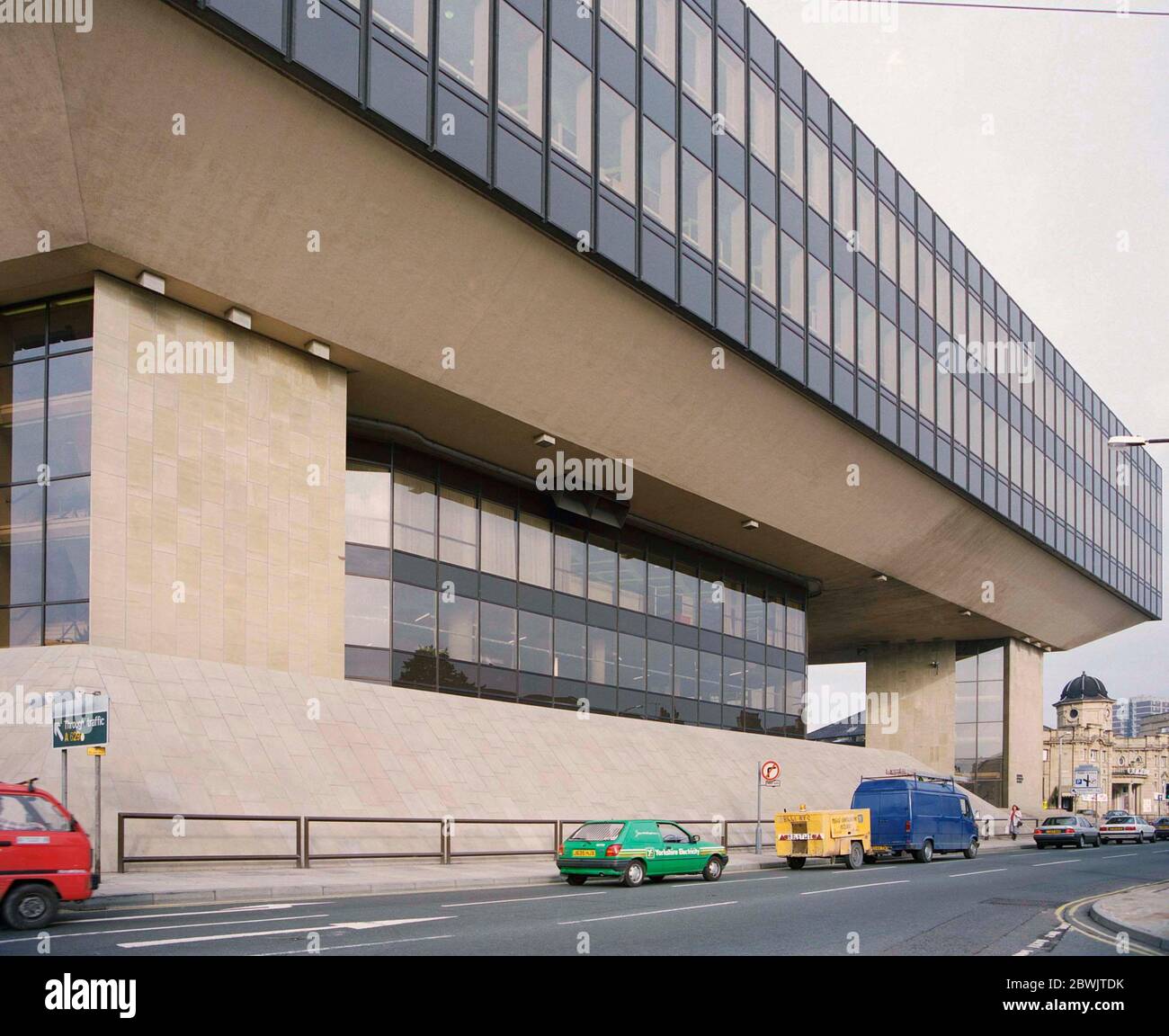 1995, siège social de Halifax Building Society, West Yorkshire, nord de l'Angleterre, Royaume-Uni Banque D'Images