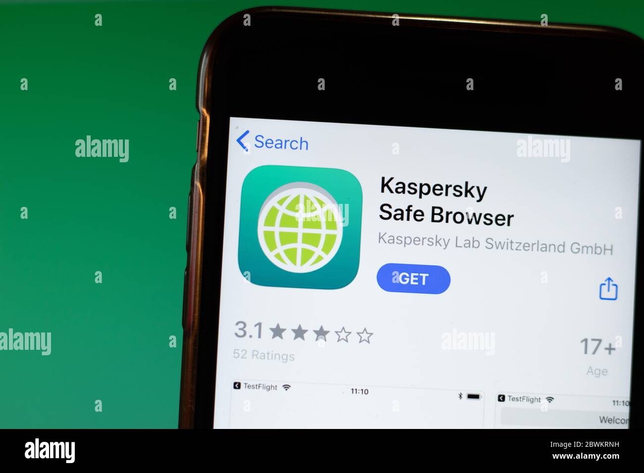 Moscou, Russie - 1er juin 2020 : gros plan du logo de l'application Kaspersky Safe Browser sur écran, Editorial. Banque D'Images