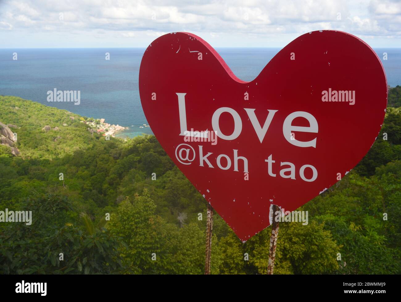 J'aime le point de vue de Koh Tao qui surplombe la baie de Tanote, Koh Tao, Thaïlande Banque D'Images