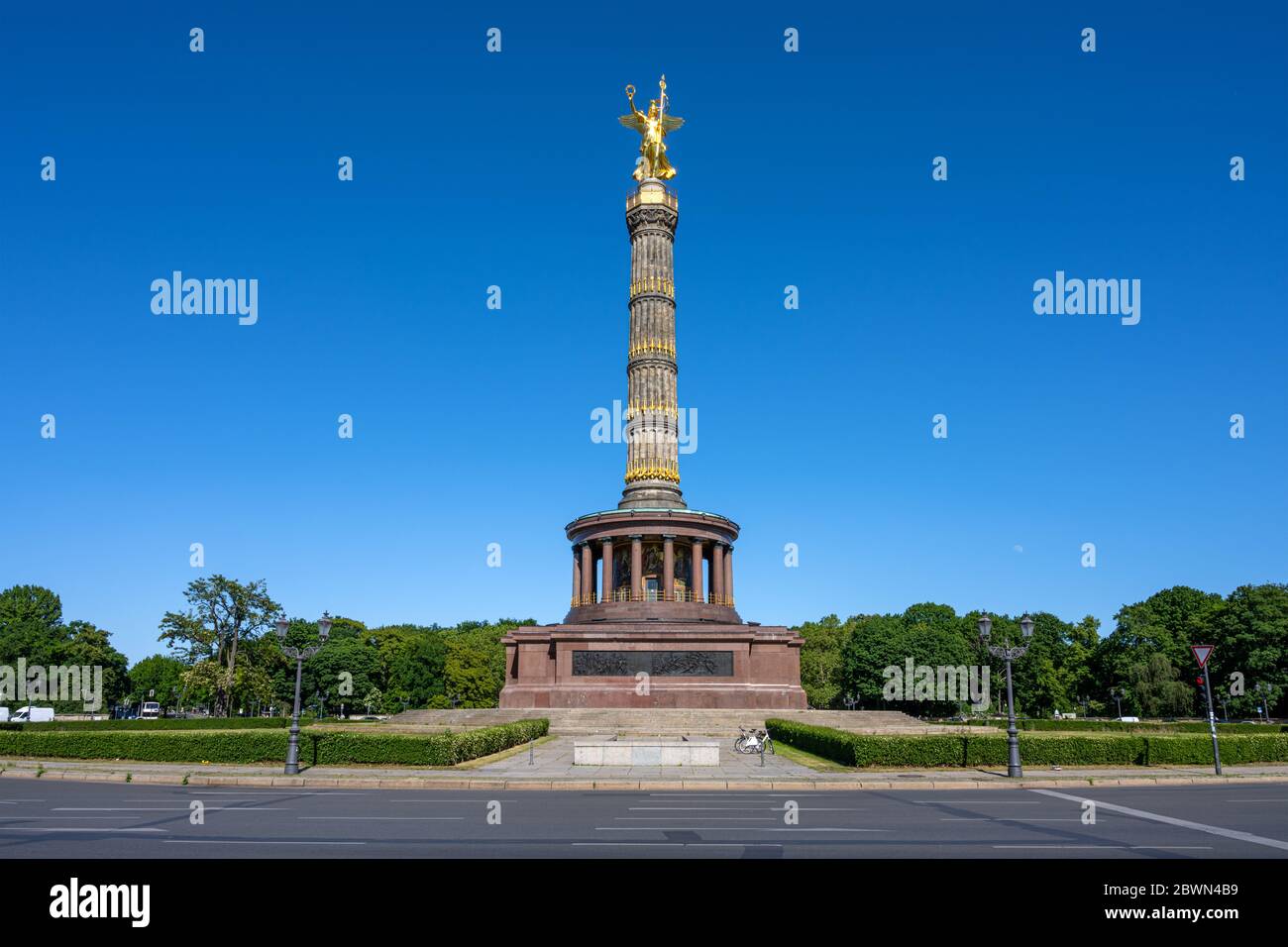 La célèbre colonne de la victoire dans le Tiergarten à Berlin, Allemagne Banque D'Images