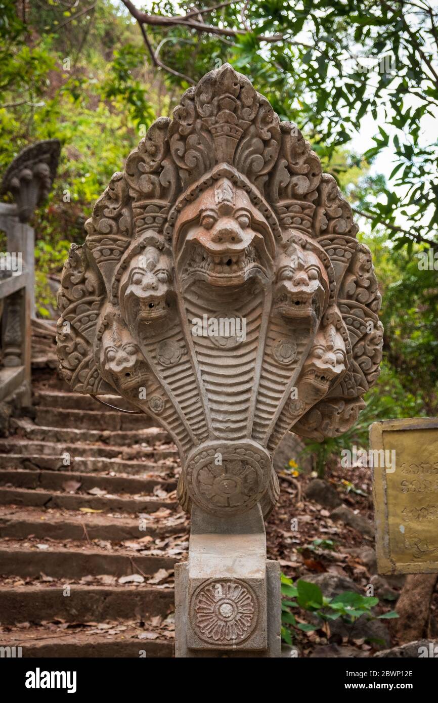 Naga, grottes de Phnom Chhnork, Kampot, Cambodge Banque D'Images