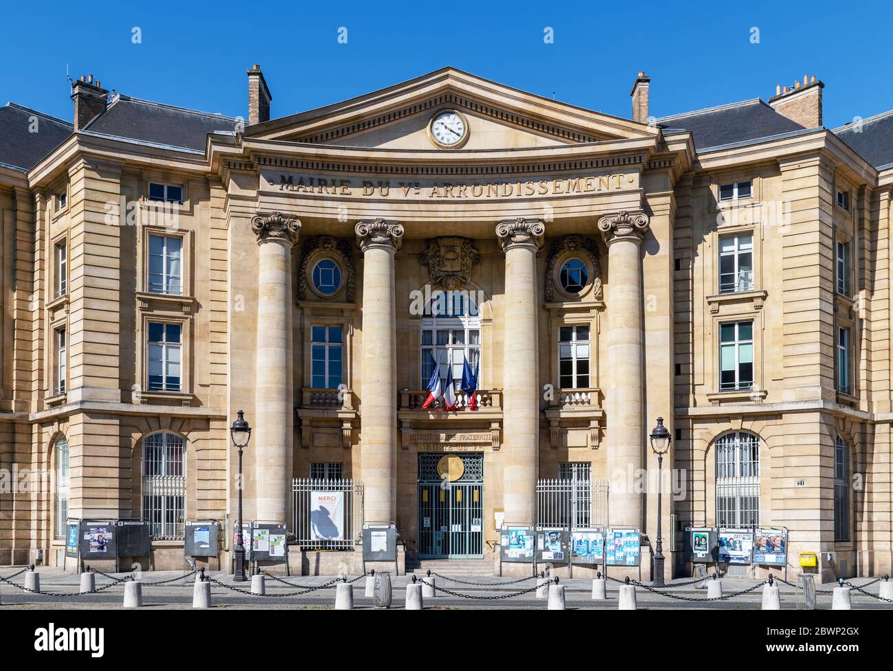 Hôtel de ville de l'arrondissement de V à Paris Banque D'Images